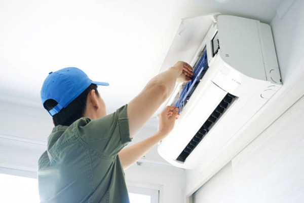 Sửa máy lạnh treo tường